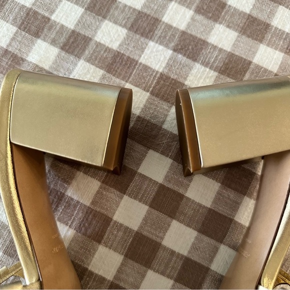 NWOTIB Salvatore Ferragamo Gancini Gold Cutout Mule Heeled Sandals - Picture 11 of 16